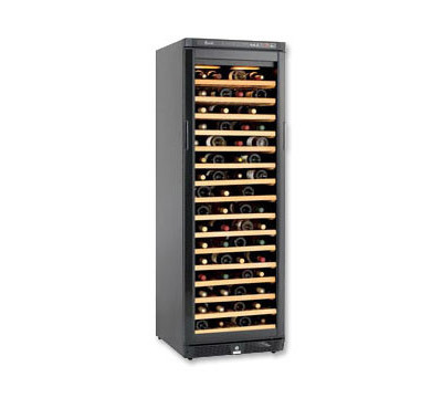 Avanti_Products_166_Bottle_Wine_Cooler_Plain_Shelves_Wine_Cooler.jpg