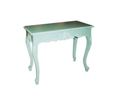 British Traditions Fleury Carved Side/Sofa Table