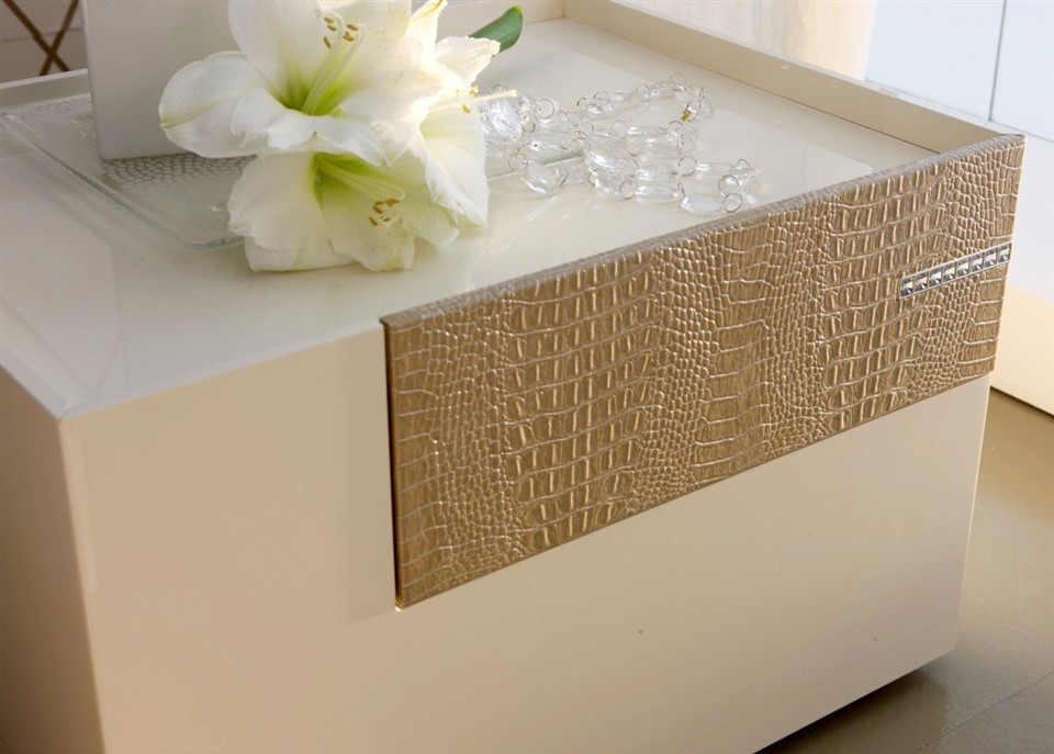 Rossetto USA Diamond Ivory Left Nightstand Best Price