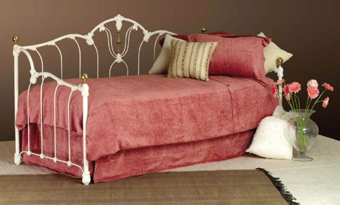 Elliotts Designs Vanessa Daybed Best Price