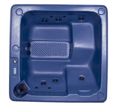 QCA Spas Dream Master Hot Tub with flex cover Hot Tub