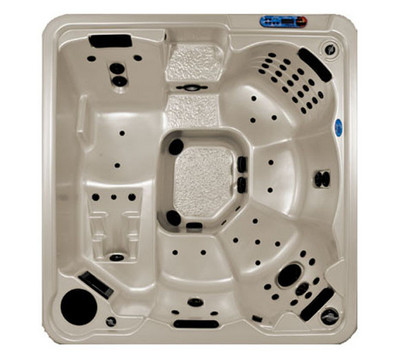 QCA Spas Majestic Series St. Maarten Hot Tub