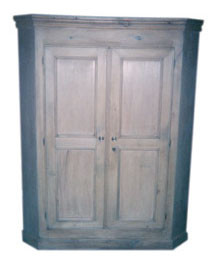 British Traditions Buxton Corner Entertainment Center
