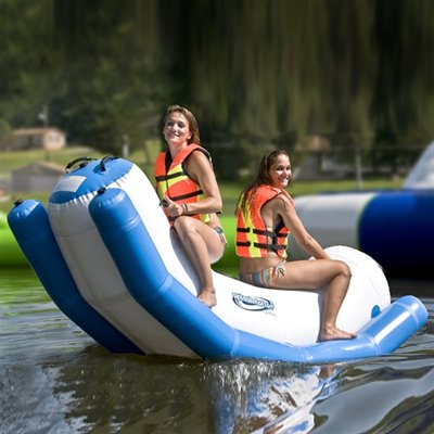AVIVA Splash Totter Water Trampoline AVIVA Splash Totter Water Trampoline 0 0 AVIVA Splash Totter Water Trampoline