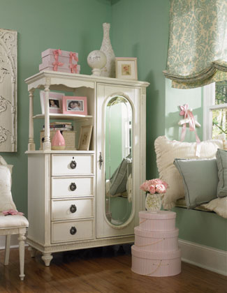 Lea Emmas Treasures Mirror Door Chest - FREE Inside Delivery! by Lea