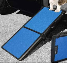 Pet Gear Bi Fold Portable Ramp - Fast FREE FedEx Shipping!
