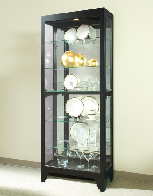 Pulaski Curio Cabinet 21218
