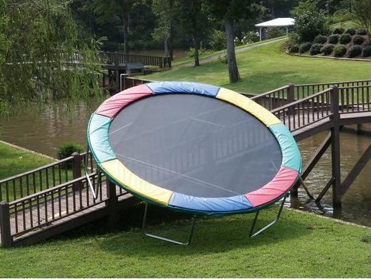 Magic Circle Deluxe 13.5 ft Round Trampoline - FREE 10 Year Warranty!